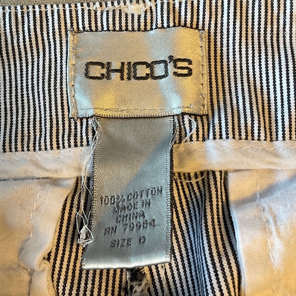 Chico's Light Gray Capris - Picture 4 of 5